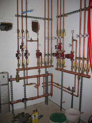 PumpManifolds1.jpg