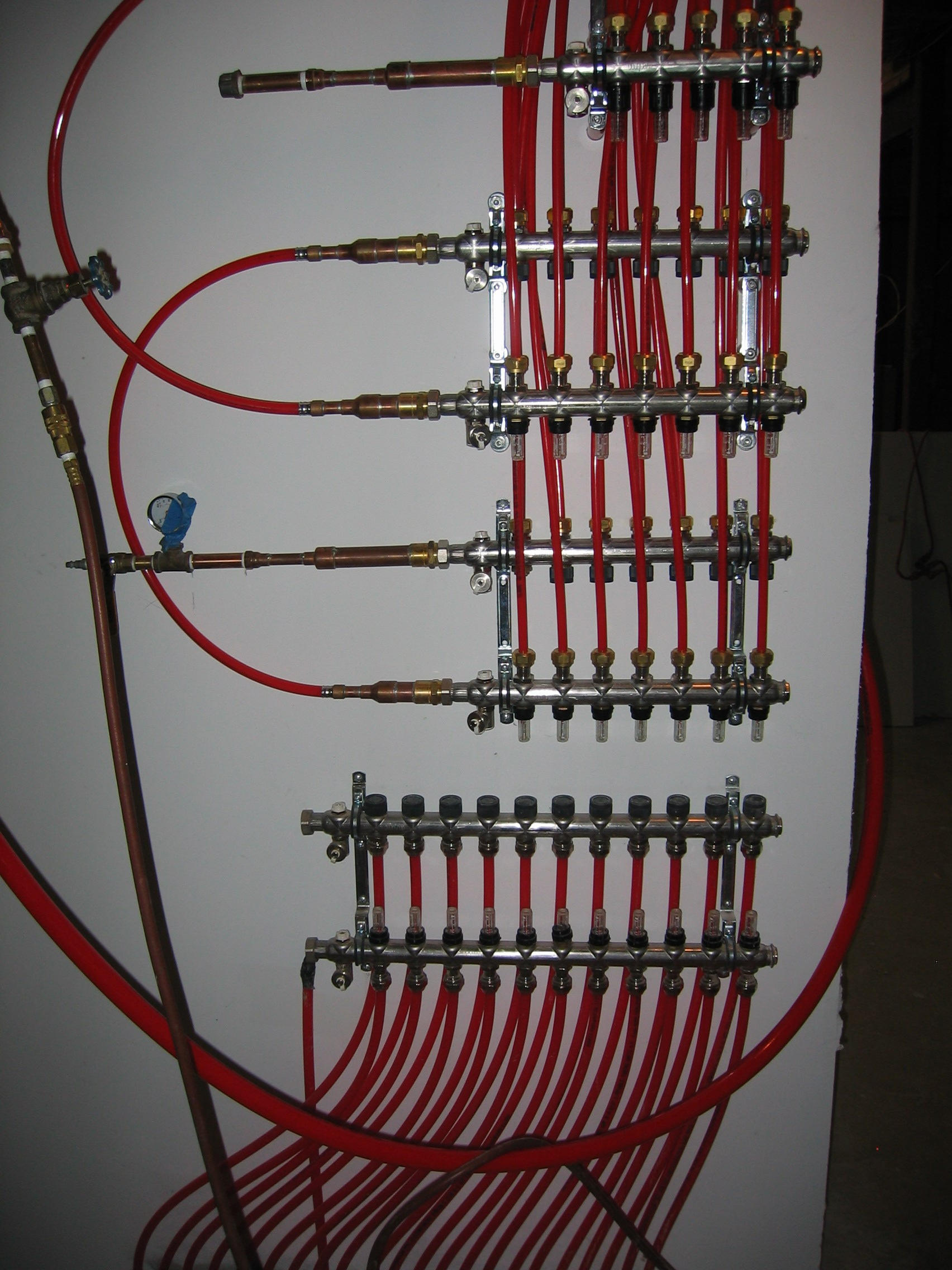 EastManifold1.jpg
