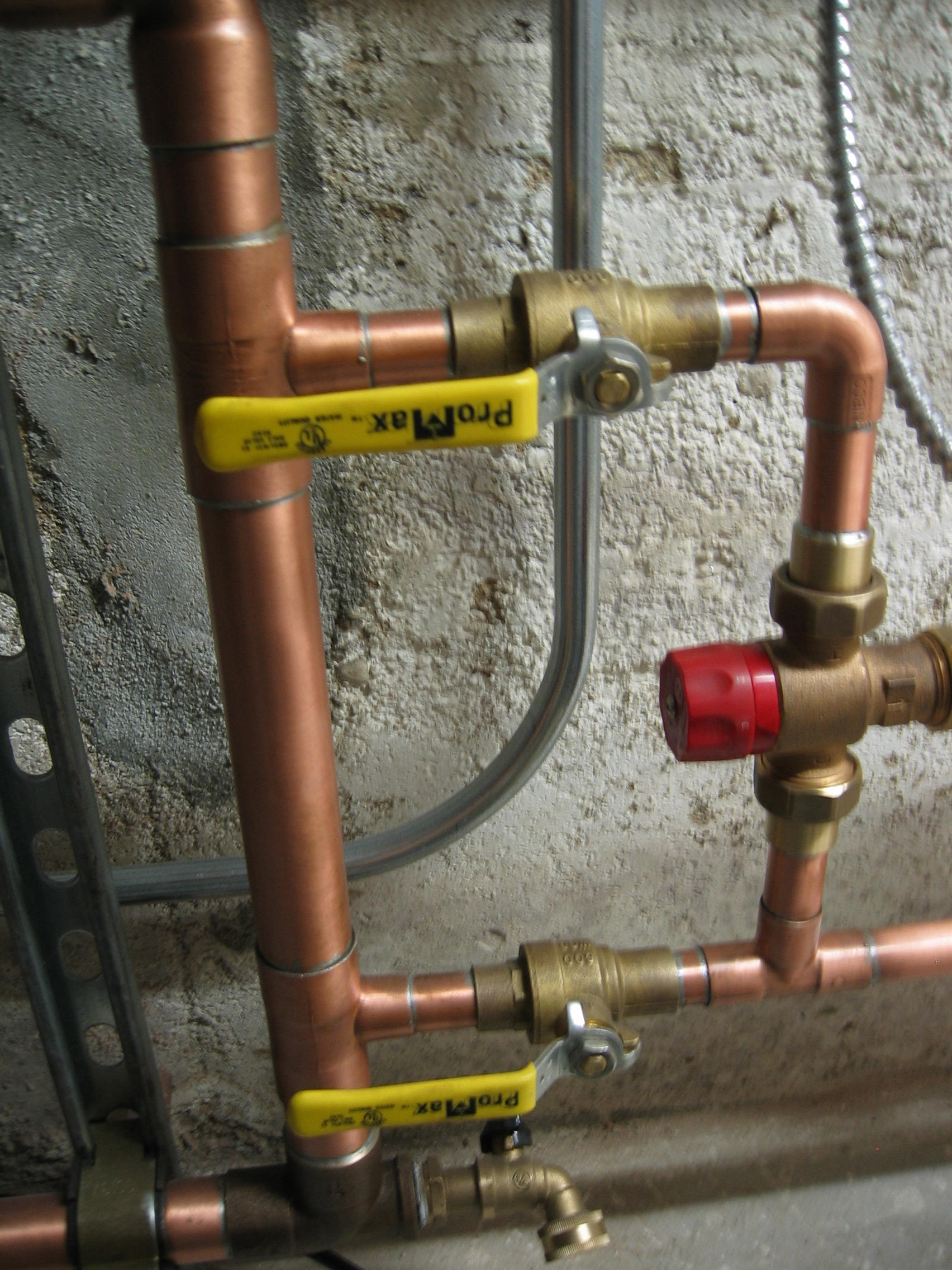 Radiantmixingvalve1.jpg